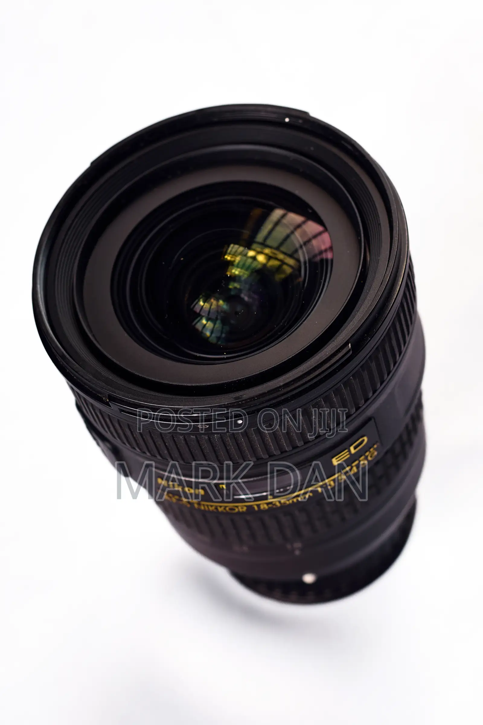 Nikon AF-S 18-35mm Wide Lense