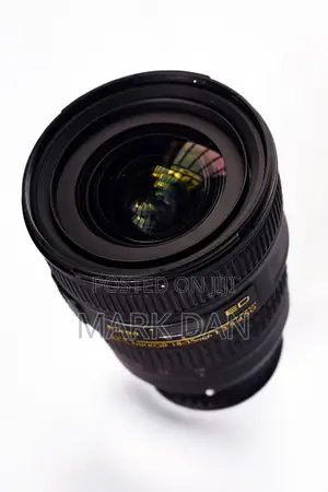 Nikon AF-S 18-35mm Wide Lense