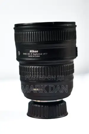 Nikon AF-S 18-35mm Wide Lense