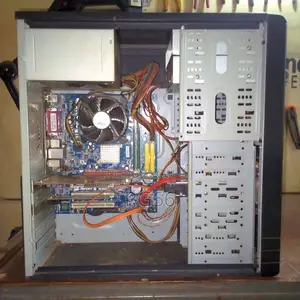 Desktop Computer 1GB Intel HDD 160GB