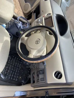 Toyota Sienta 2007 Gray