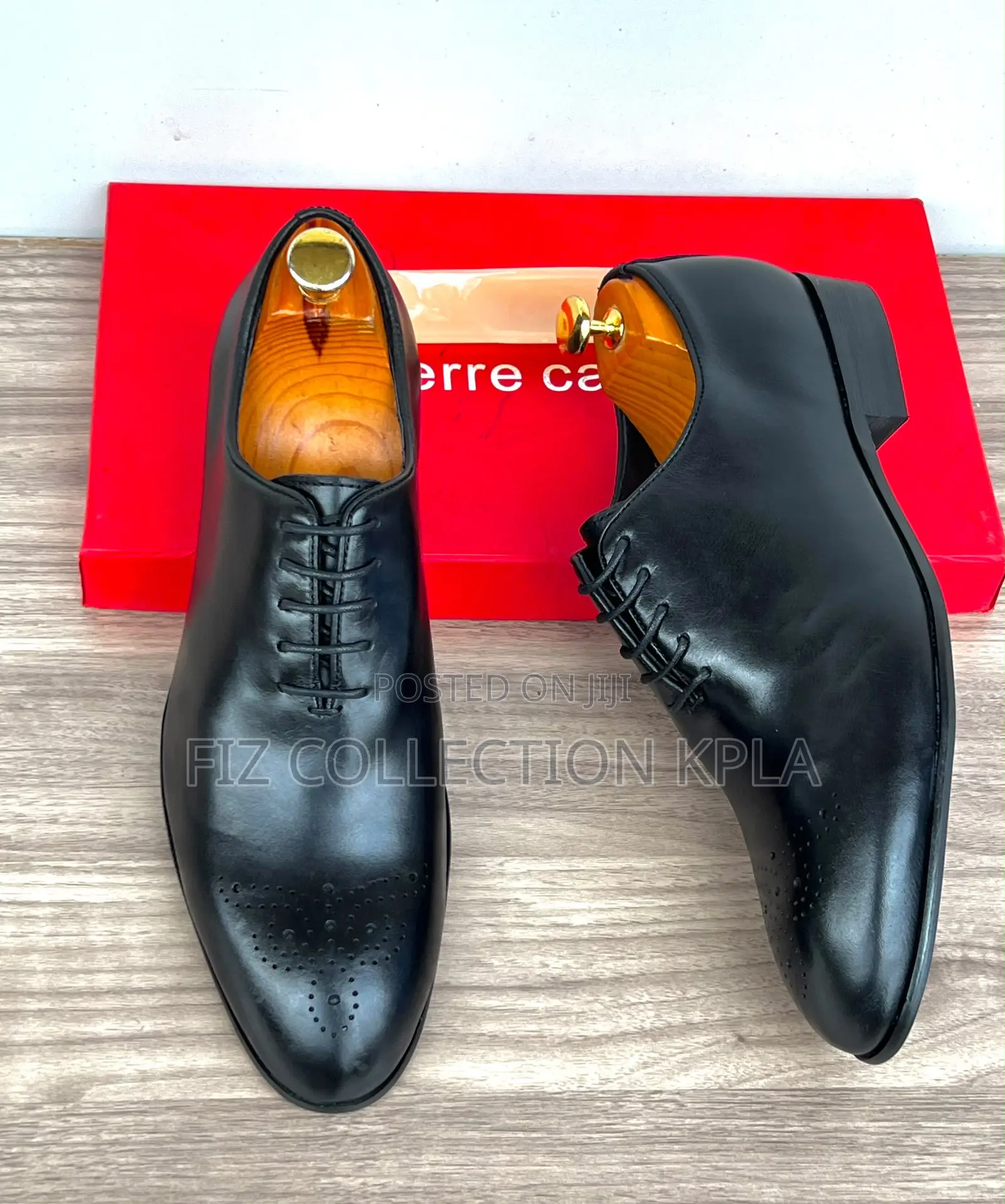 Black Wholecut Oxford Dress Shoes