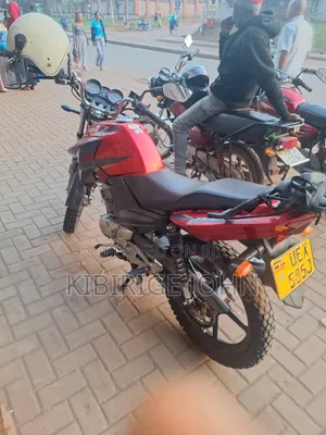 Yamaha YBR125 2016 Red