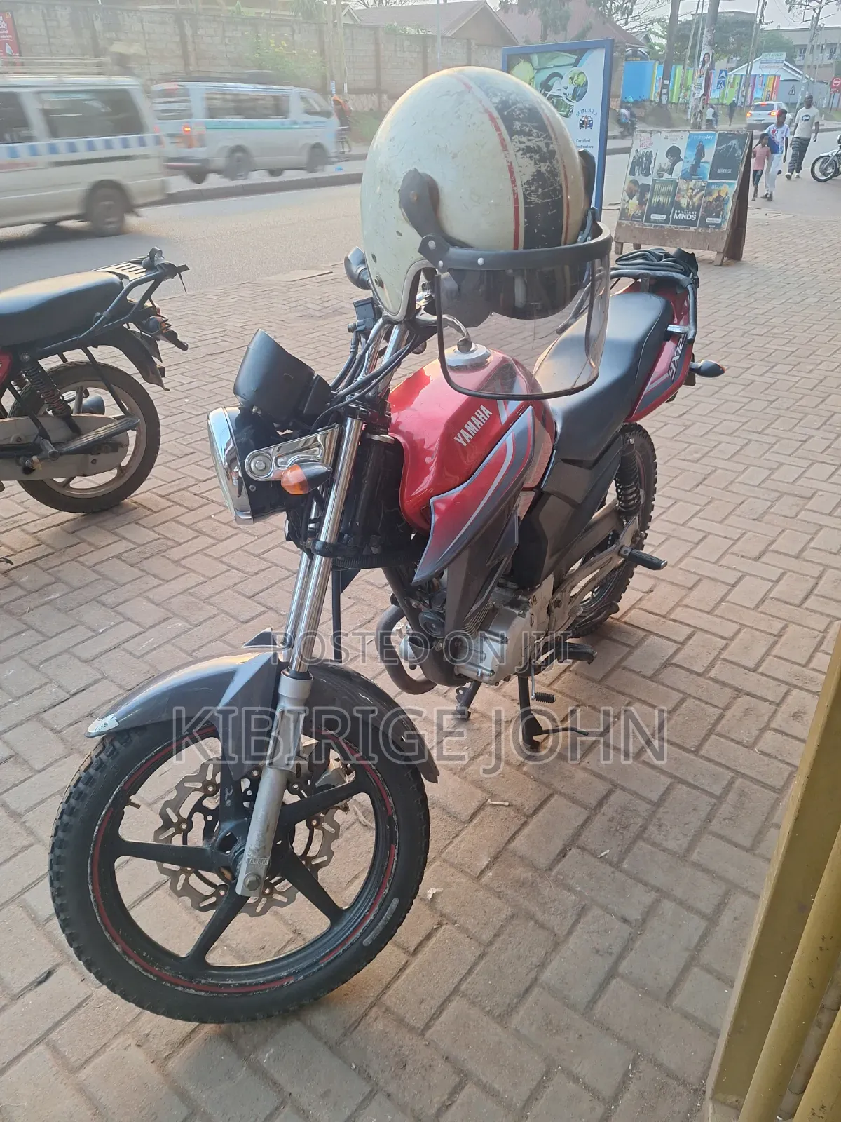 Yamaha YBR125 2016 Red