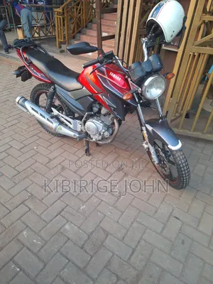 Yamaha YBR125 2016 Red