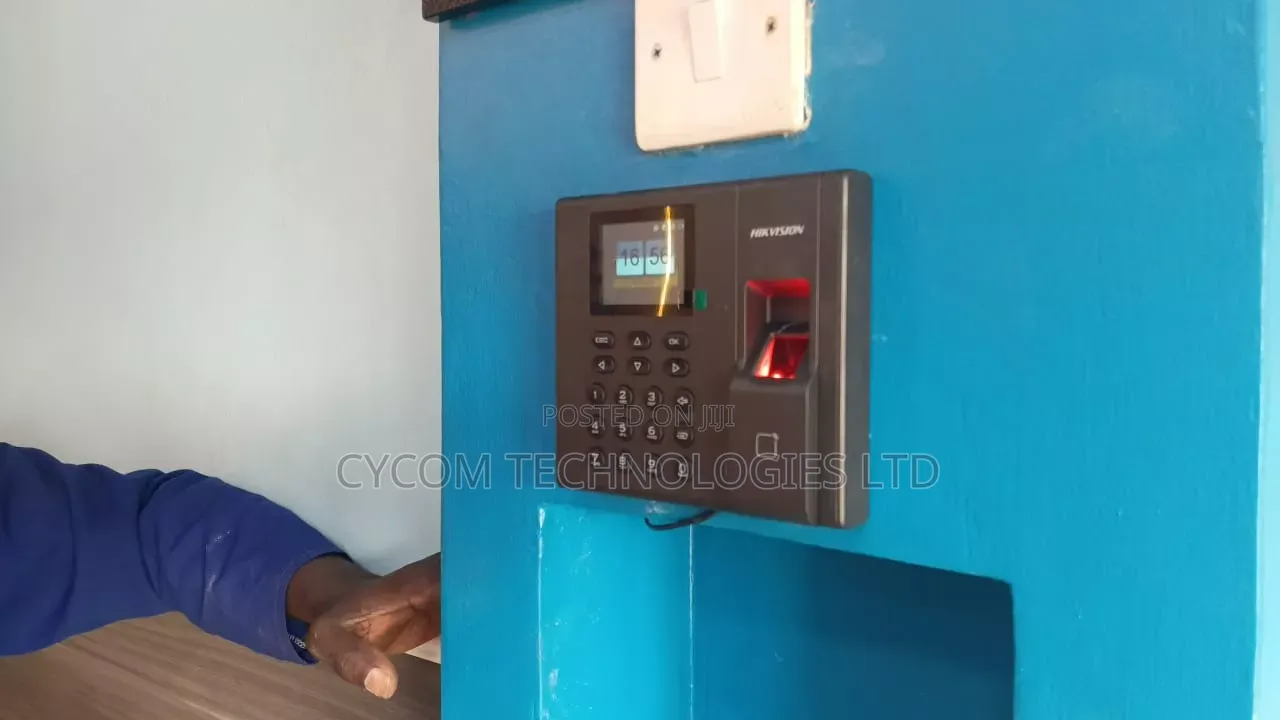 Staff Time and Attendance System