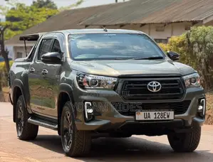 Toyota Hilux Revo Double Cab Deisel 2.8 AWD 2018 Green