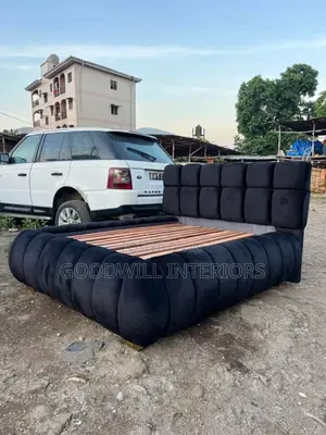 Black 5 by 6 Bed