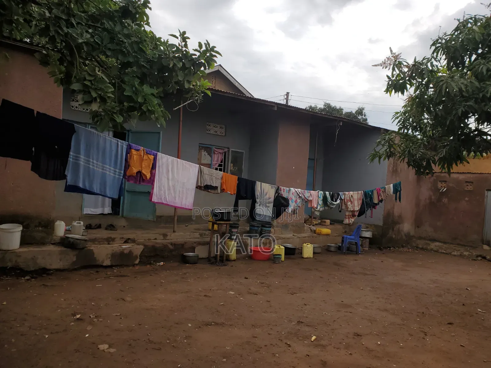 5bdrm Bungalow in Masuubi Estates, Kawempe for sale