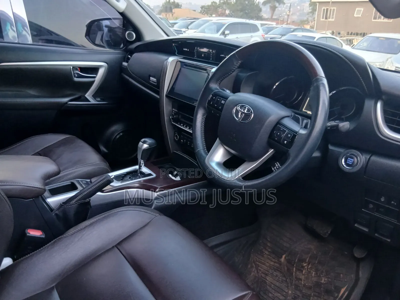 Toyota Fortuner 2017 Silver