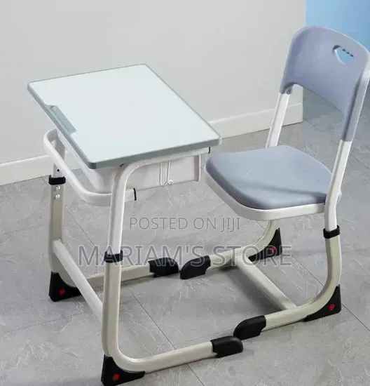 Children's Desk and Chair Set With Woodgrain Desktop