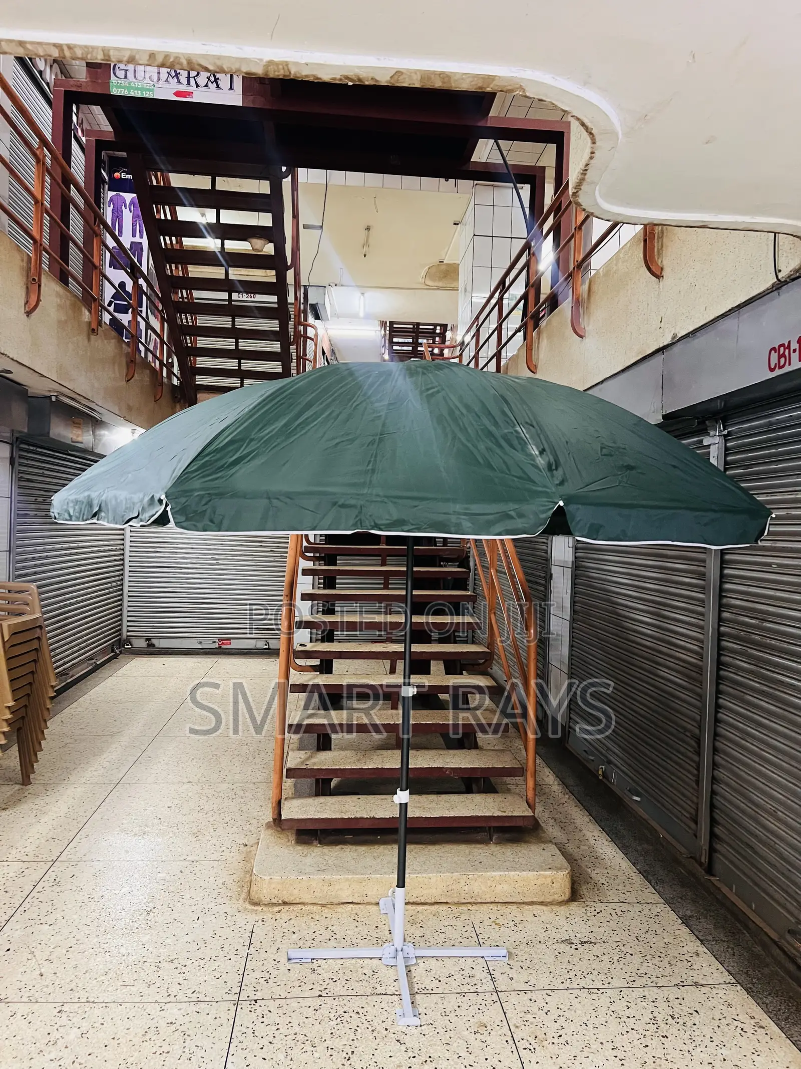 Round Patio Umbrella With a Stand