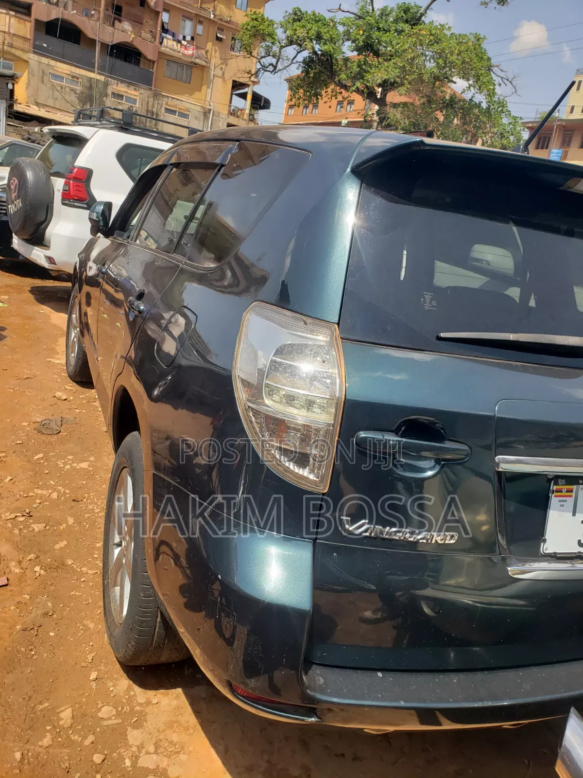 Toyota Vanguard 2010 Green