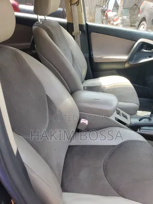 Toyota Vanguard 2010 Green