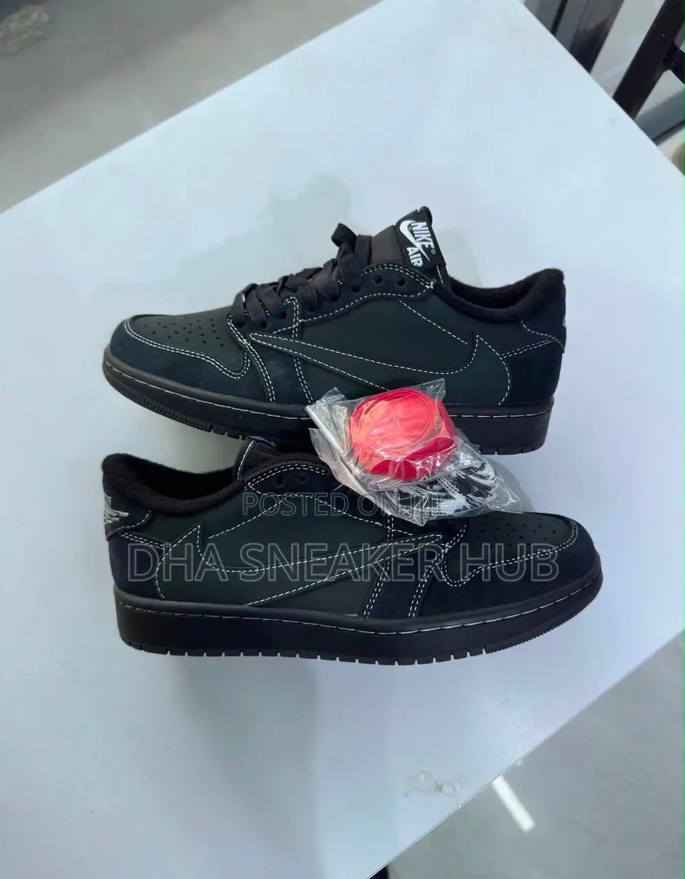 Air Jordan 1 Low Phantom Black