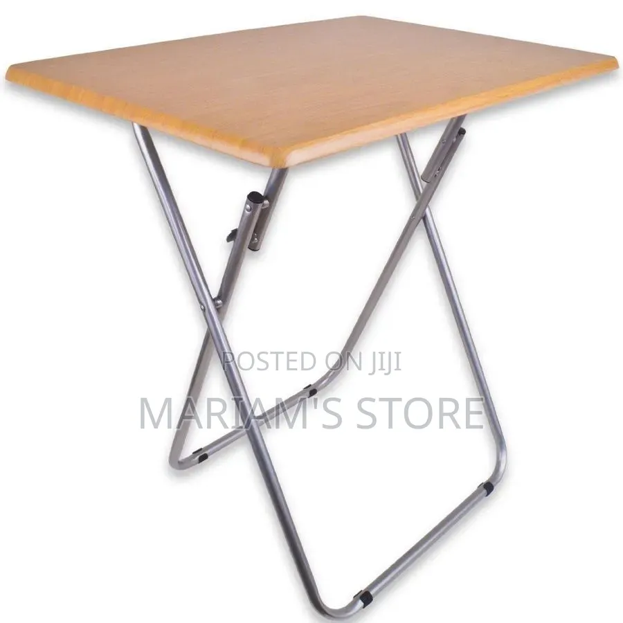 Foldable Table With a Light Wood-Finish