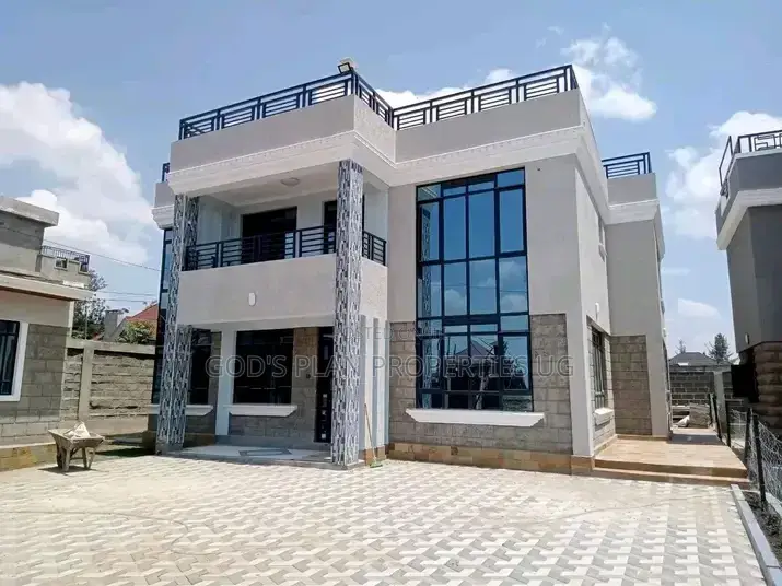 5bdrm Apartment in Gaba Estate, Central Division for rent