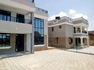 5bdrm Apartment in Gaba Estate, Central Division for rent