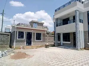 5bdrm Apartment in Gaba Estate, Central Division for rent