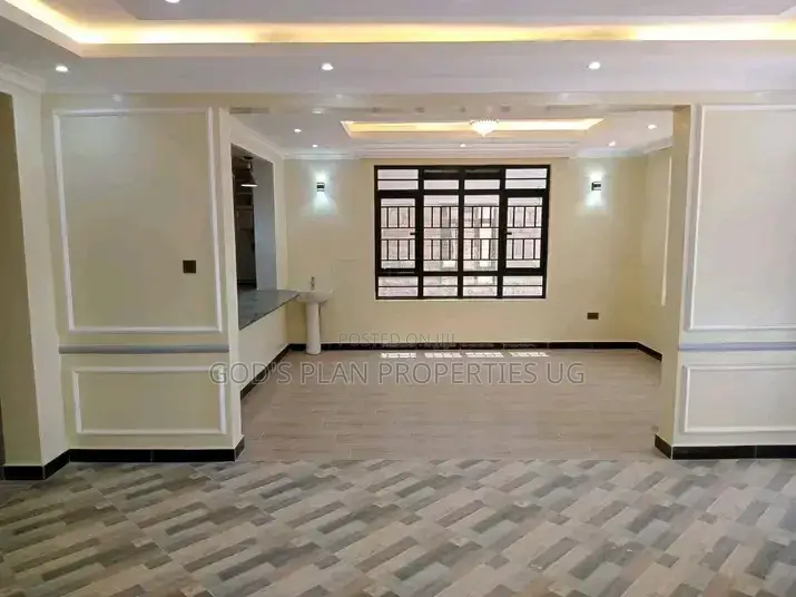 5bdrm Apartment in Gaba Estate, Central Division for rent