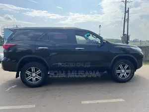 Toyota Fortuner 3.0 D Turbo AWD 2016 Black