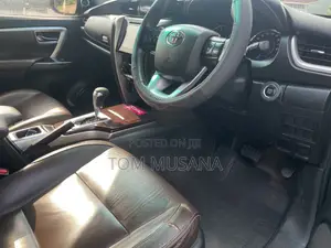 Toyota Fortuner 3.0 D Turbo AWD 2016 Black