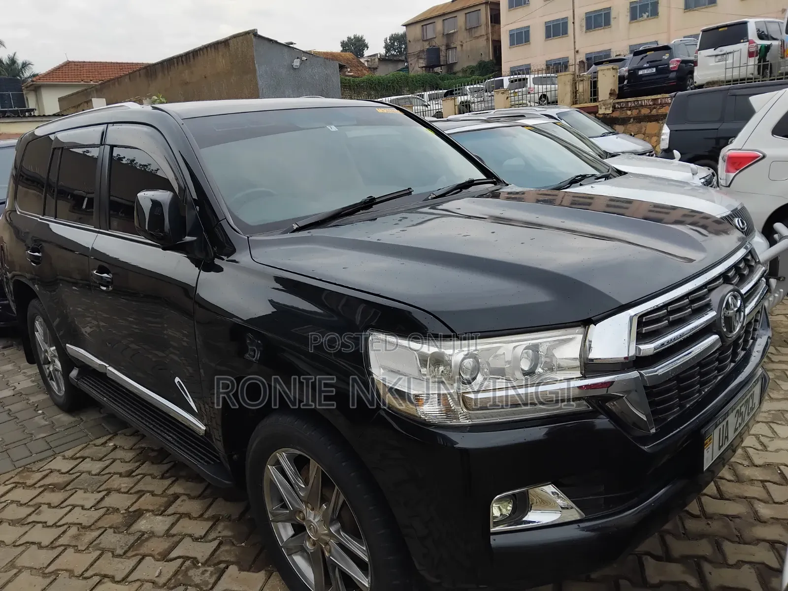 Toyota Land Cruiser 2015 Black