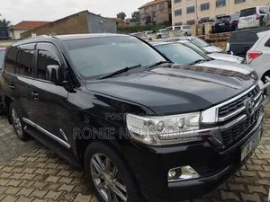 Toyota Land Cruiser 2015 Black
