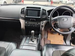 Toyota Land Cruiser 2015 Black