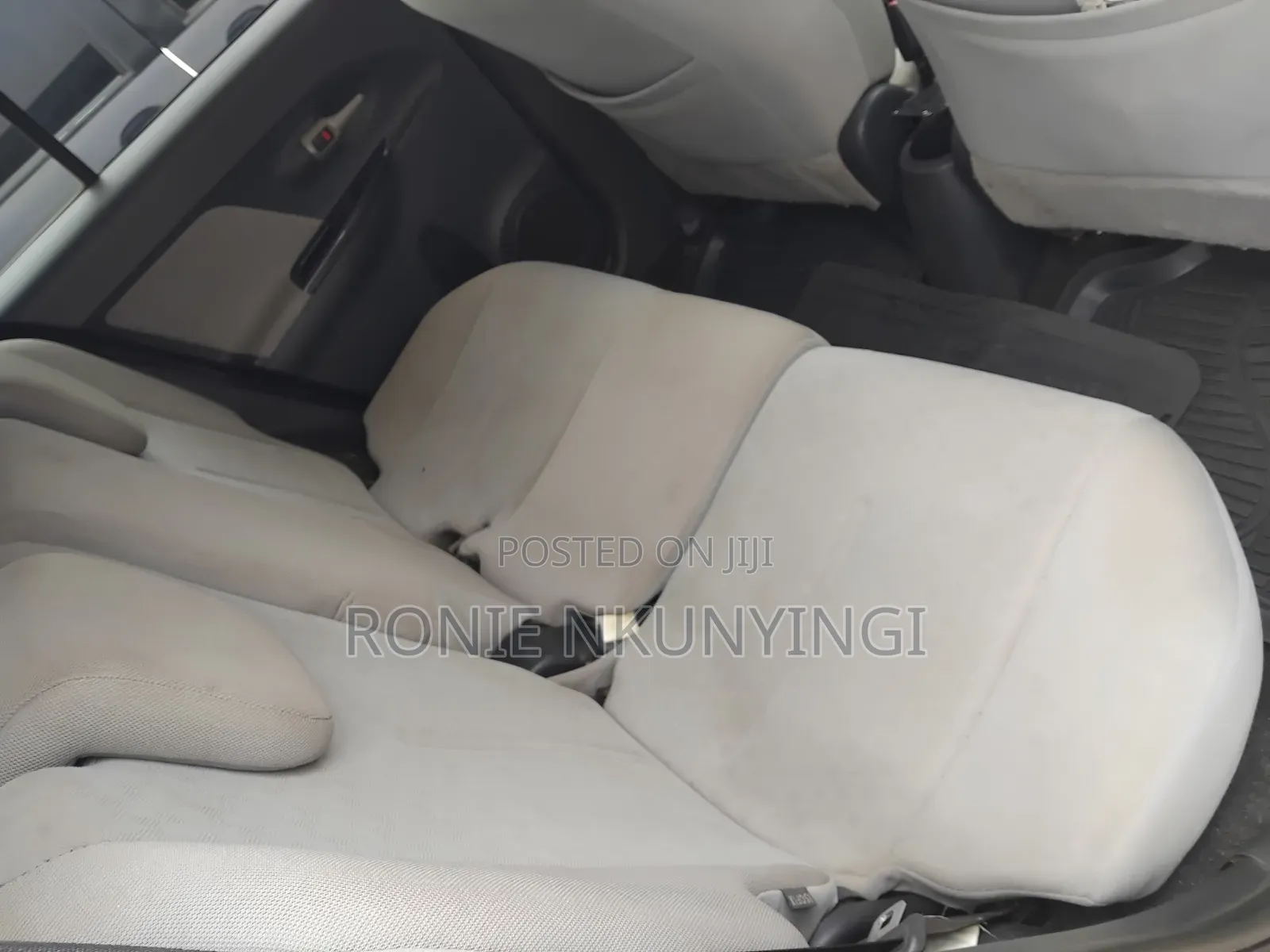 Toyota IST 2010 Brown