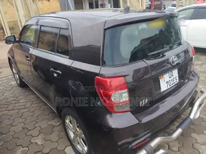 Toyota IST 2010 Brown