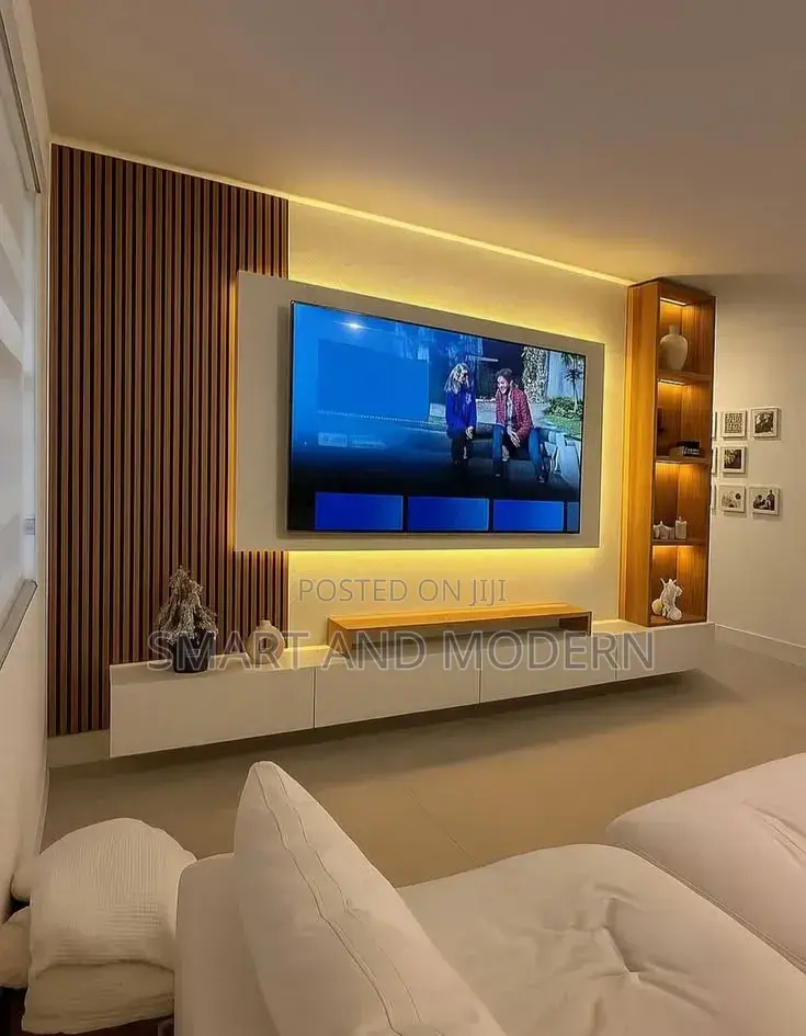 Wooden-TV-Unit-TV-Unit-Wall-Executive-Style