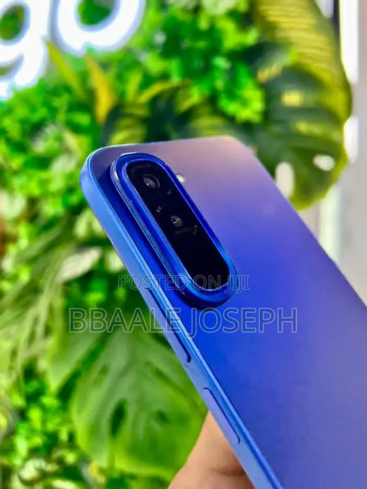 New Infinix Hot 70 256 GB Blue