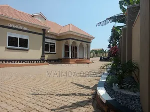 Furnished 4bdrm House in Kira Shimon, Central Division for sale