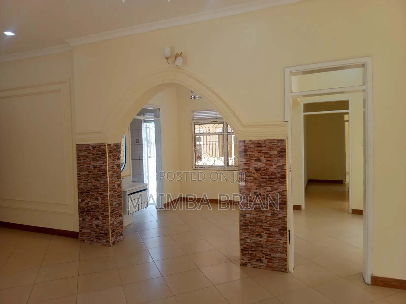 Furnished 4bdrm House in Kira Shimon, Central Division for sale