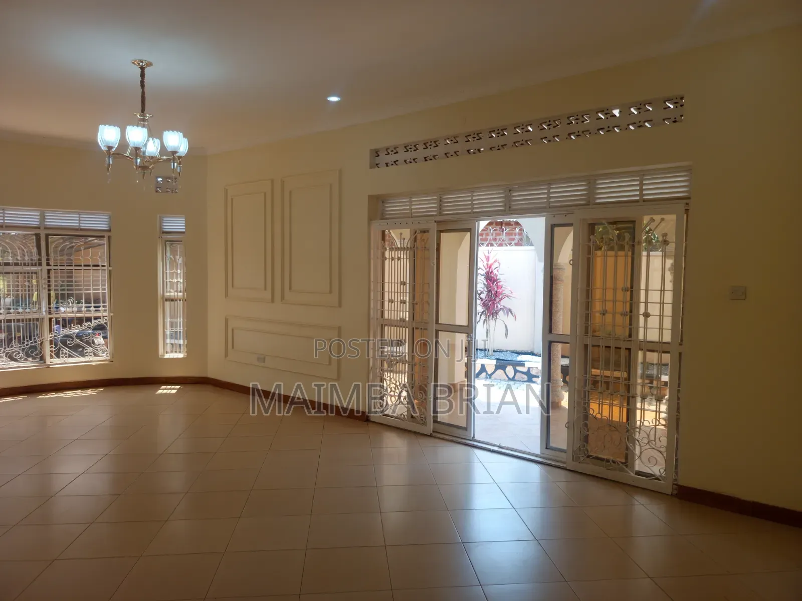 Furnished 4bdrm House in Kira Shimon, Central Division for sale