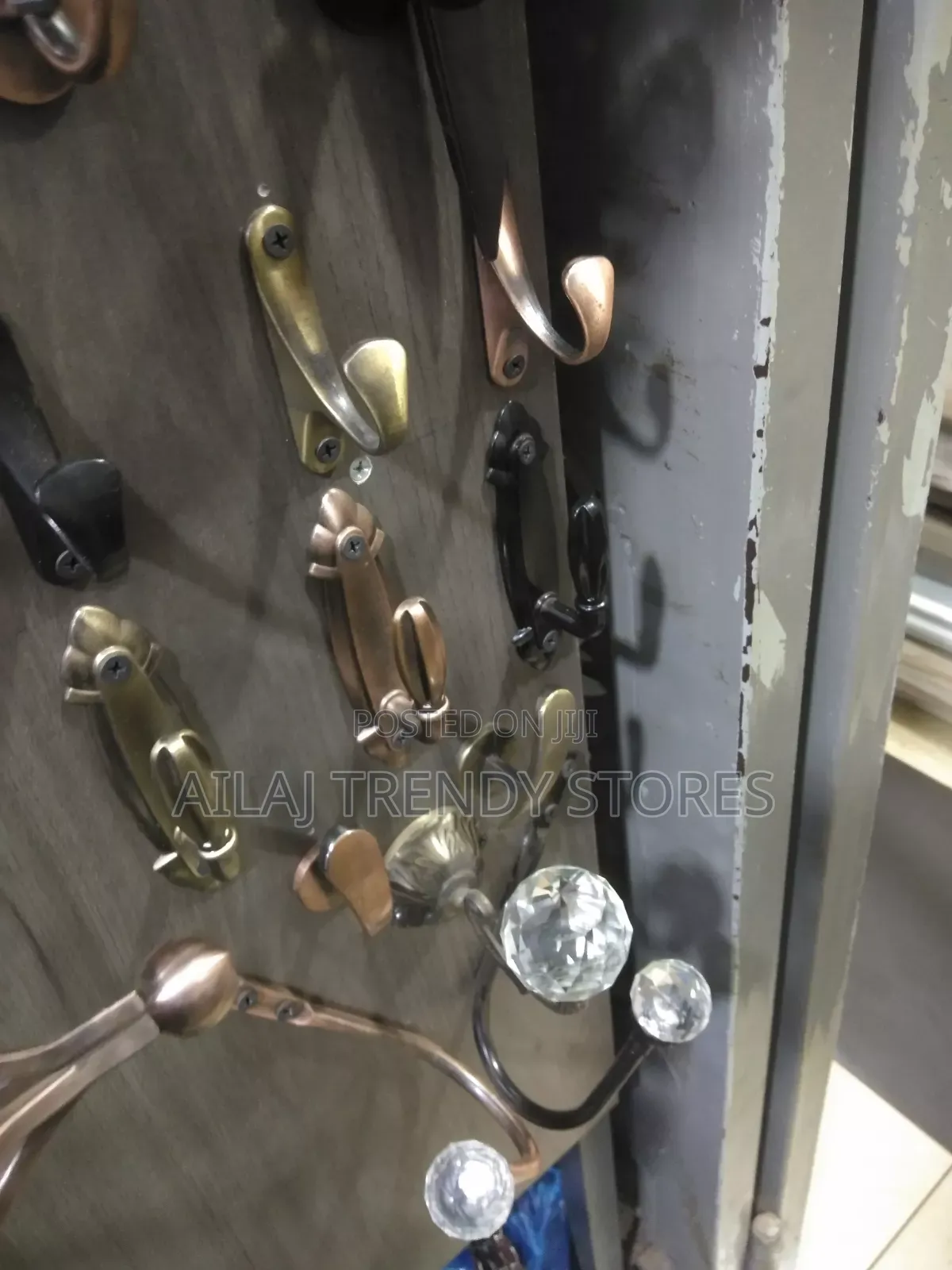 Curtain Tieback Wallhooks
