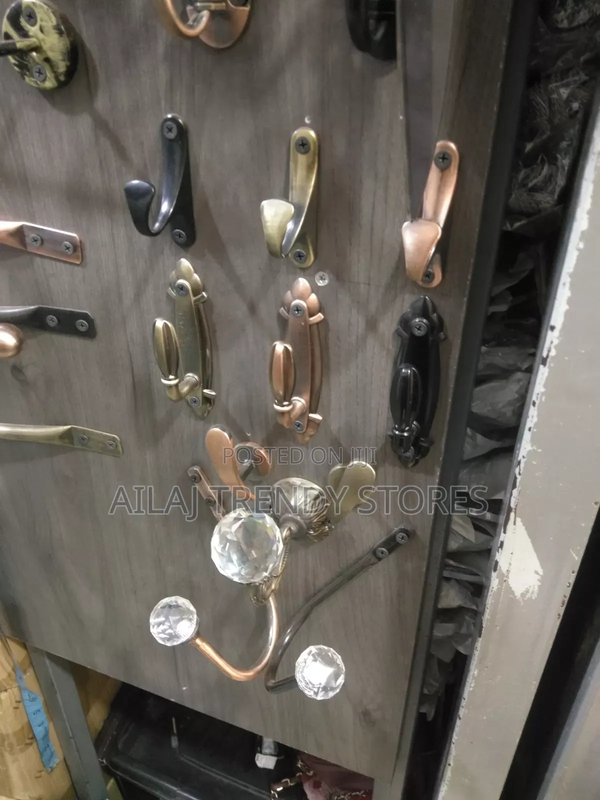 Curtain Tieback Wallhooks