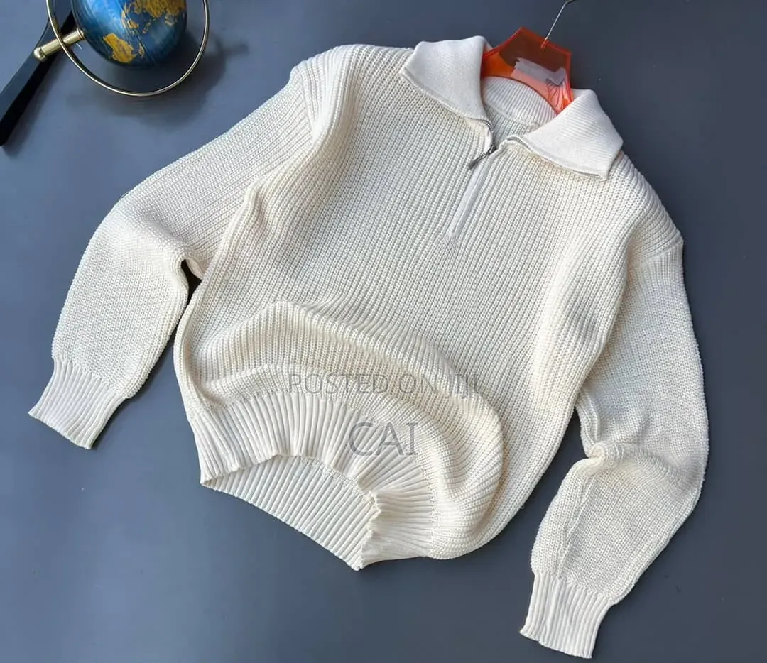 Cream/Navy Blue Collar Fold Quarter Zip Sweater
