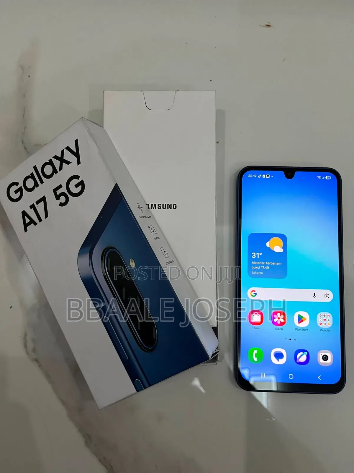 New Samsung Galaxy A17 5G 256 GB Blue