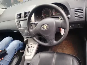 Toyota Corolla Fielder 2011 Silver