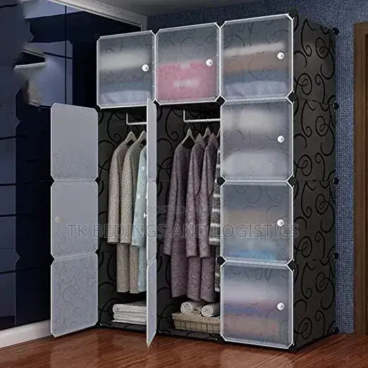 Plastic 3 Columns Wardrobe