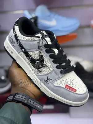 New Classic Nike SB Dunk Low X Louis Vuitton Custom Sneakers