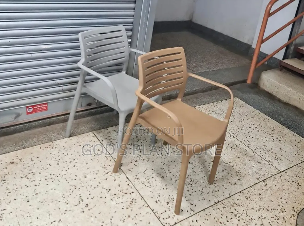 Bb2 Plastic Chairs Plastic Chairs Resorts Kitchen Bars Dining