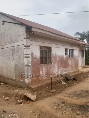 6bdrm House in Rubaga for sale