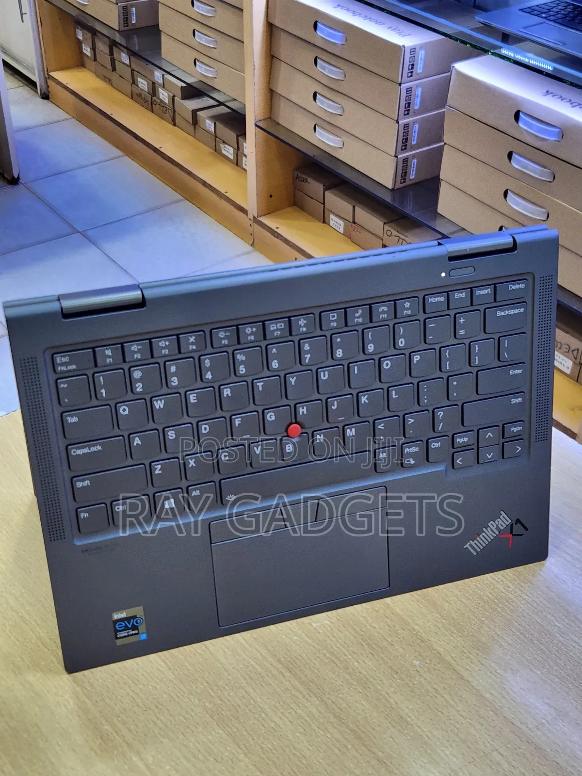 New Laptop Lenovo ThinkPad X1 Yoga Gen 8 32GB Intel Core i7 SSD 512GB