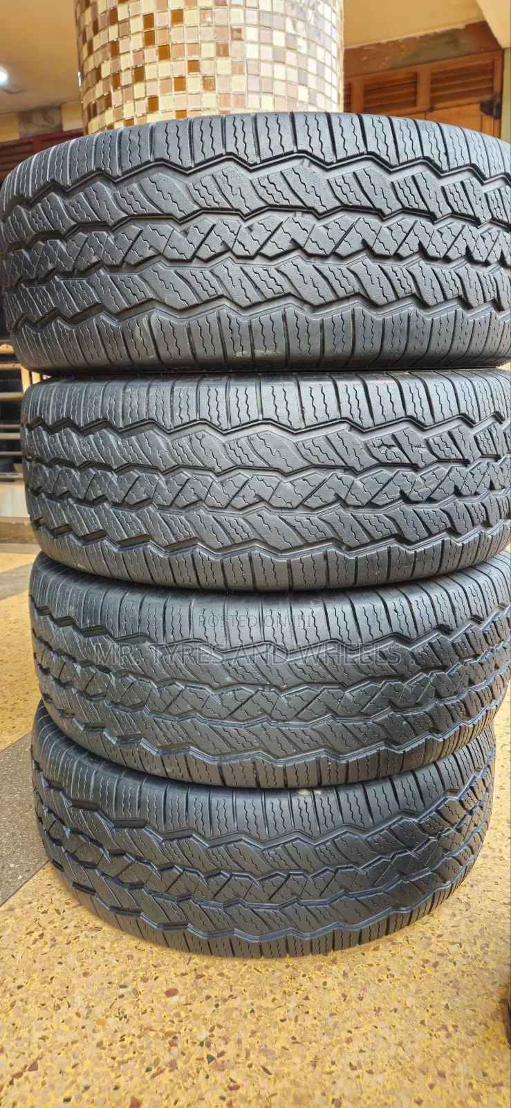 265 70 R15 Savero at Pro 112t Gt Radial Came N Witnesse Gd Tires.