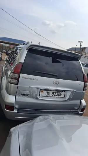 Toyota Land Cruiser Prado 2004 Silver