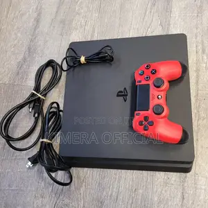 PS4 Slim PlayStation 4 Slim Chipped / Slightly Used / 2Pads / 12 Games