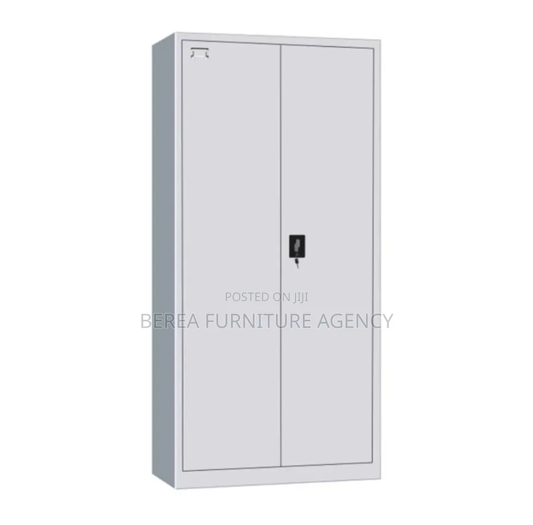 Full Metallic Cabinet With 4 Shelves